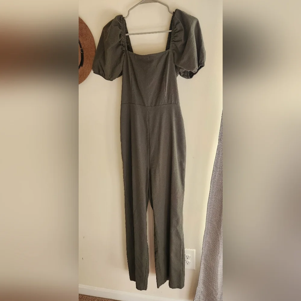 Olive green jumpsuit - Picture 6 of 6